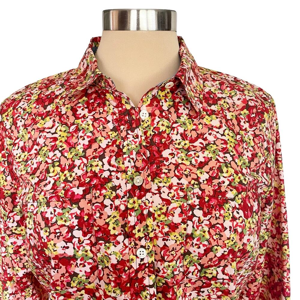 Talbots Red Floral Button Up Shirt Size 12p Roll Tab Sleeves Classic Work Wear - Picture 3 of 11